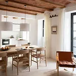 The Onsider - Luxury 2 Bedrooms Apartment In Gothic Quarter